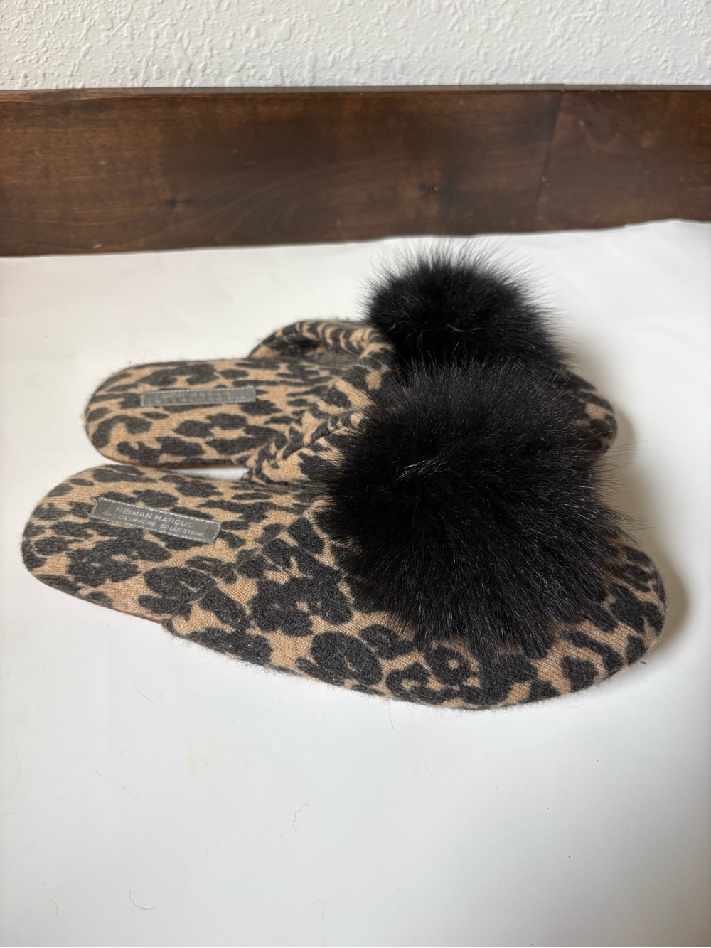 Neiman Marcus Leopard Pom Pom Women's Slippers - Cashmere